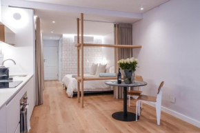 Seaside 9 - Modern Studio with Balcony and Ocean View